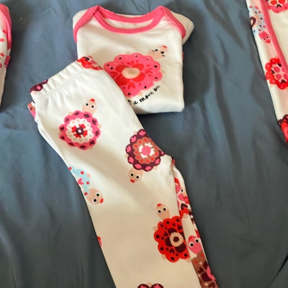 Kate Spade: Pink Turtle Floral Baby Clothing 7 piece Starter Set- 6 months - Picture 16 of 16